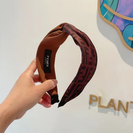 フェンディ ヘアアクセサリー