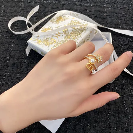 ディオール 指輪