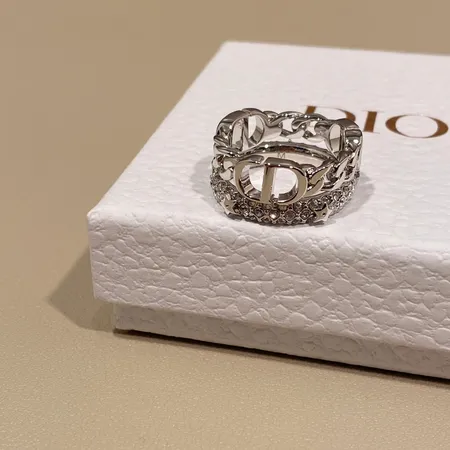 ディオール 指輪