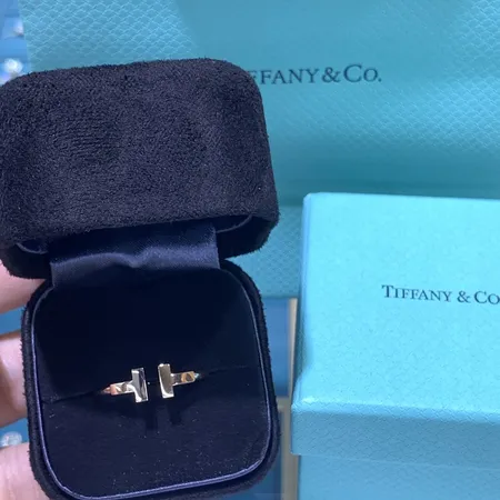 ティファニー 指輪