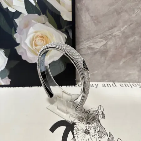 プラダ ヘアアクセサリー