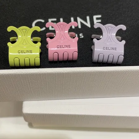 セリーヌ ヘアアクセサリー