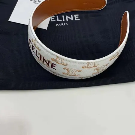 セリーヌ ヘアアクセサリー