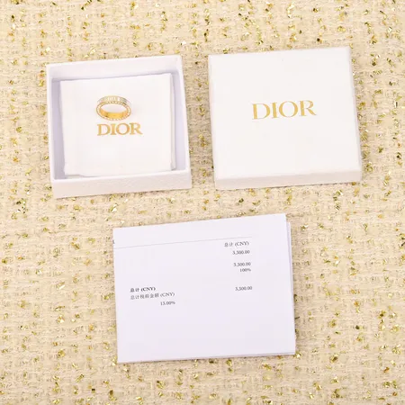 ディオール 指輪