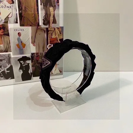 プラダ ヘアアクセサリー