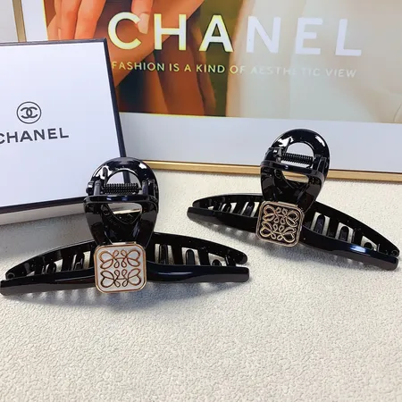 ロエベ ヘアアクセサリー