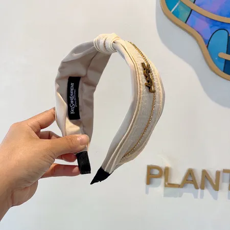 イブサンローラン ヘアアクセサリー