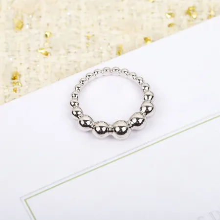 ヴァン クリーフ＆アーペル 指輪