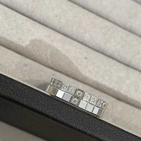 ショパール 指輪