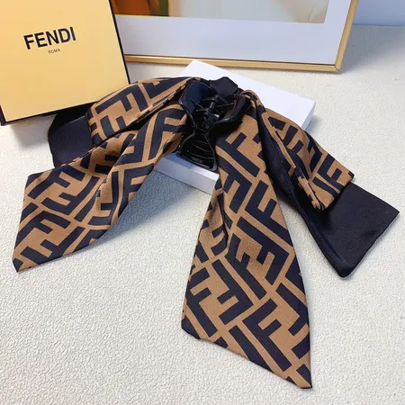 フェンディ ヘアアクセサリー