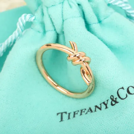 ティファニー 指輪