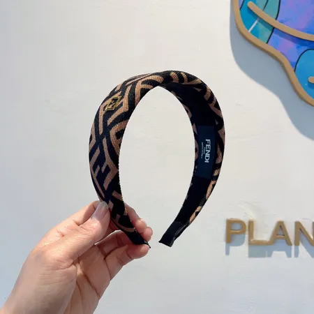 フェンディ ヘアアクセサリー