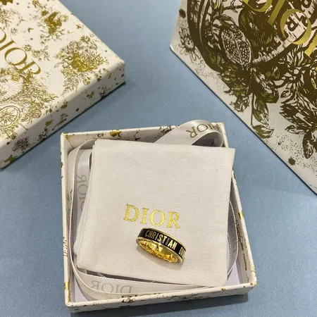 ディオール 指輪