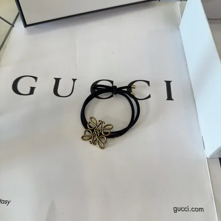 ジバンシィ ヘアアクセサリー