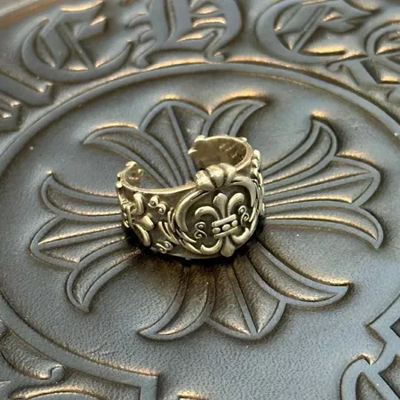 クロムハーツ 指輪