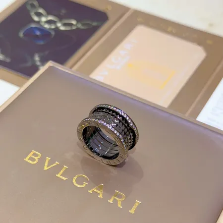 ブルガリ 指輪