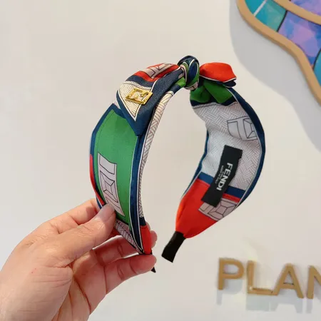 フェンディ ヘアアクセサリー