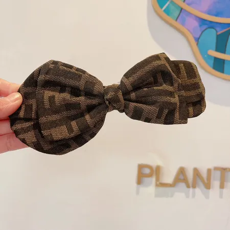 フェンディ ヘアアクセサリー