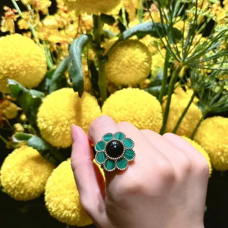 ヴァン クリーフ＆アーペル 指輪