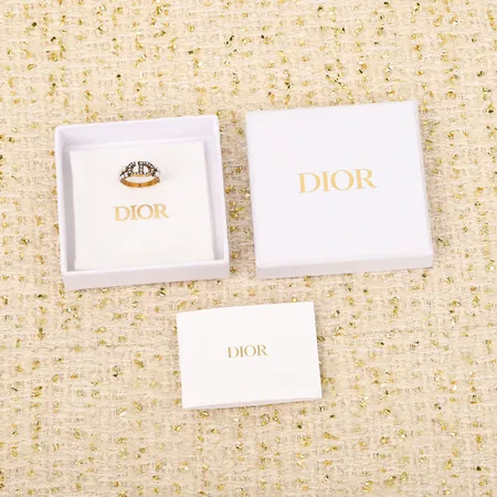 ディオール 指輪