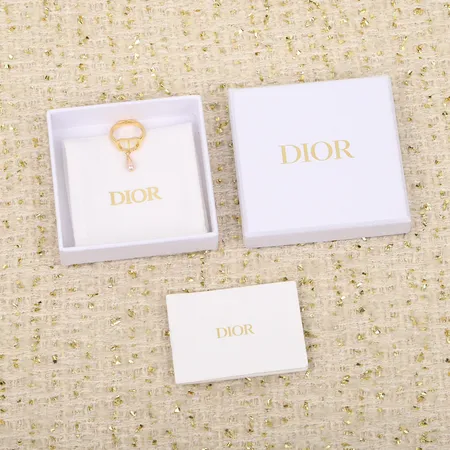 ディオール 指輪