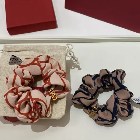 クロエ ヘアアクセサリー