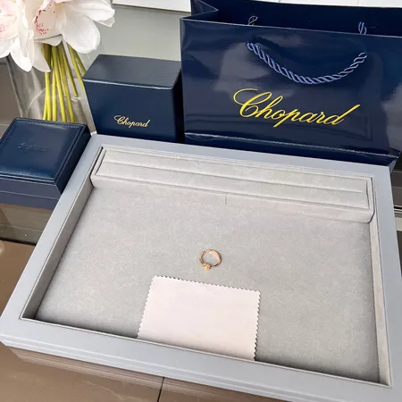 ショパール 指輪