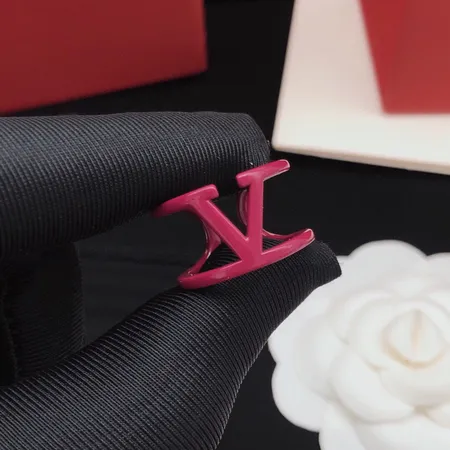 ボッテガ ヴェネタ 指輪