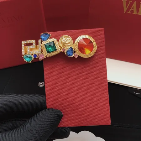 ヴェルサーチ ヘアアクセサリー