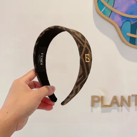 フェンディ ヘアアクセサリー