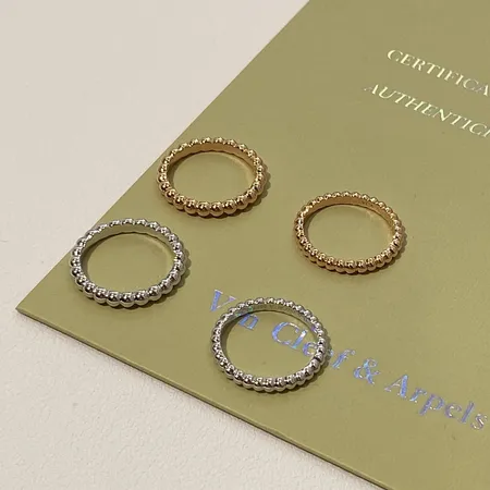 ヴィヴィアン・ウエストウッド 指輪