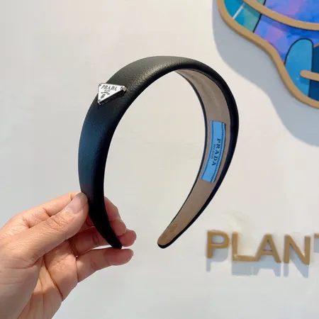 プラダ ヘアアクセサリー