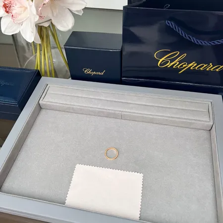 ショパール 指輪