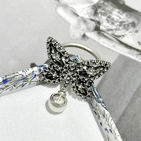 ディオール 指輪