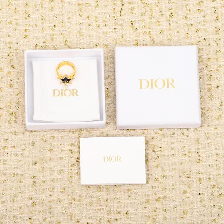 ディオール 指輪