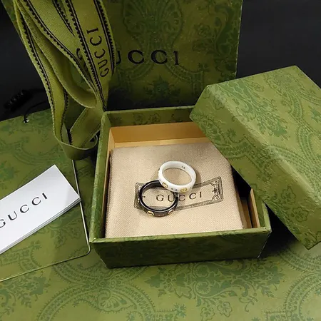 グッチ 指輪