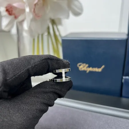 ショパール 指輪