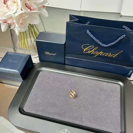 ショパール 指輪