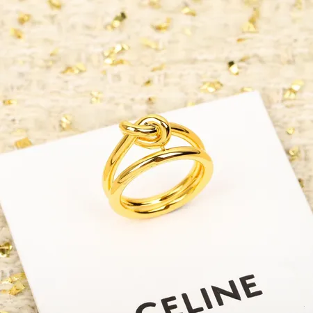 セリーヌ 指輪