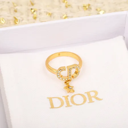 ディオール 指輪