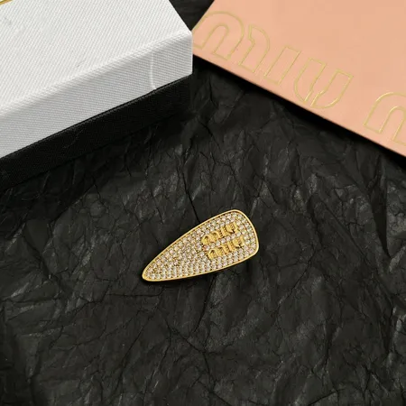 ミュウミュウ ヘアアクセサリー