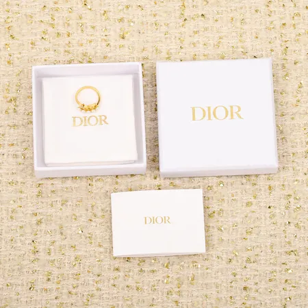 ディオール 指輪