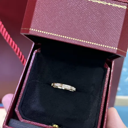 カルティエ 指輪