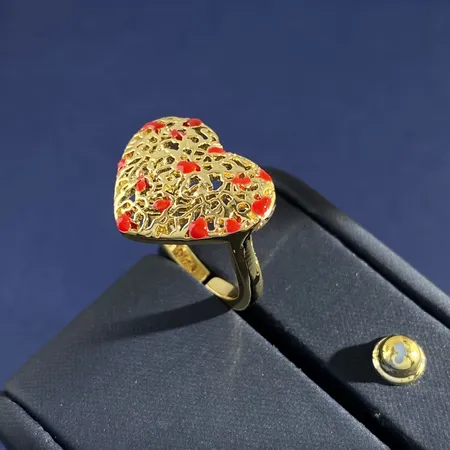 ディオール 指輪