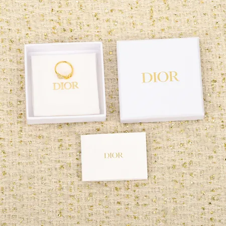 ディオール 指輪