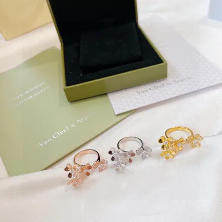 ヴィヴィアン・ウエストウッド 指輪