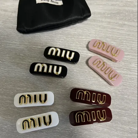 ミュウミュウ ヘアアクセサリー