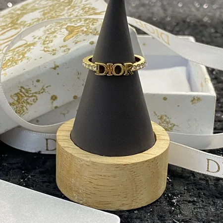ディオール 指輪