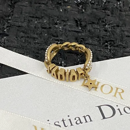 ディオール 指輪