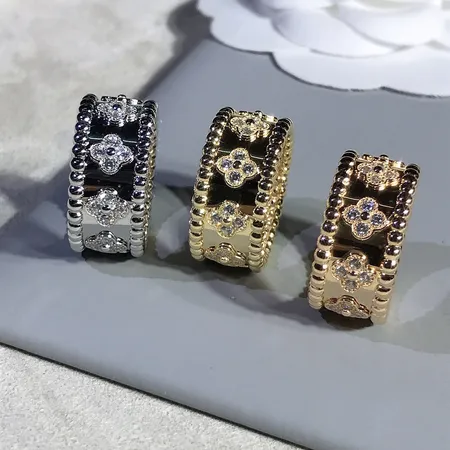 ヴァン クリーフ＆アーペル 指輪